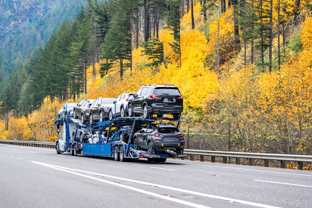 auto transport carrier with vehicles
