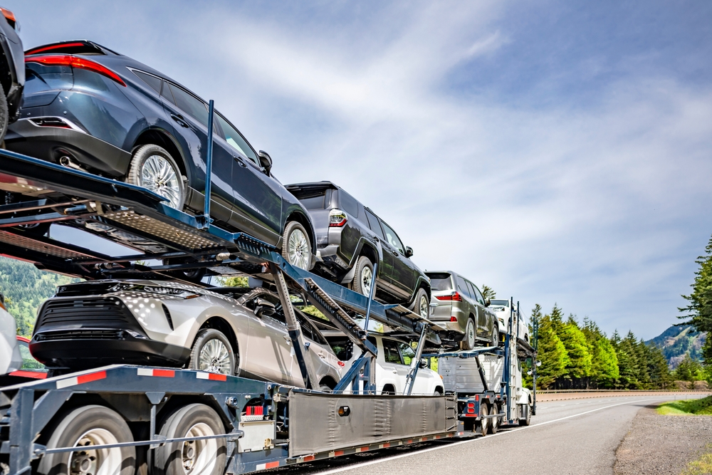 car shipping hauler truck with vehicles
