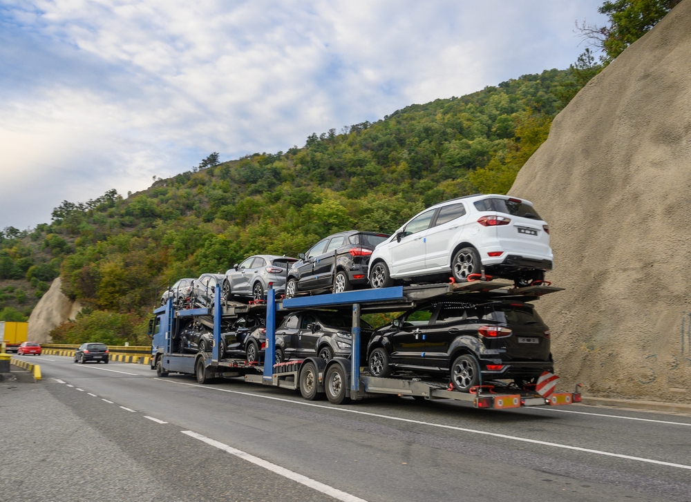 car shipping truck with cars